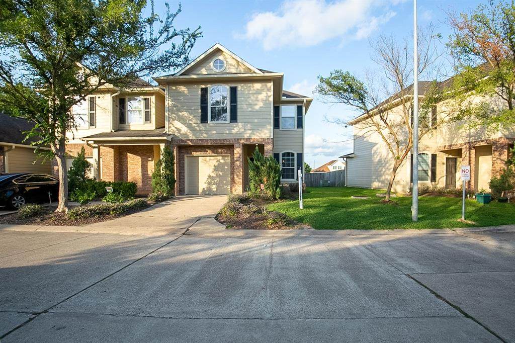 21038 Sun Creek Drive - Photo 1