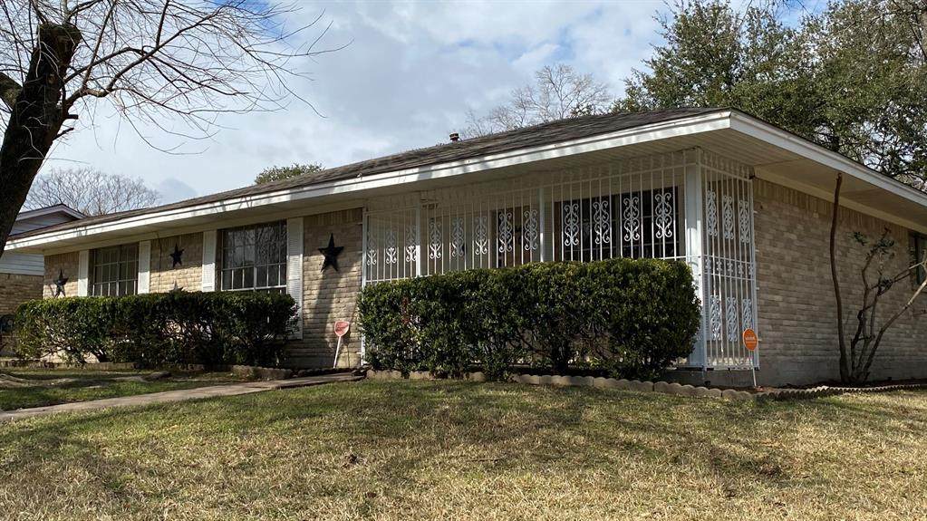 8102 Langdon Lane - Photo 1