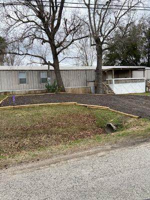 205 Red Haven Drive - Photo 1