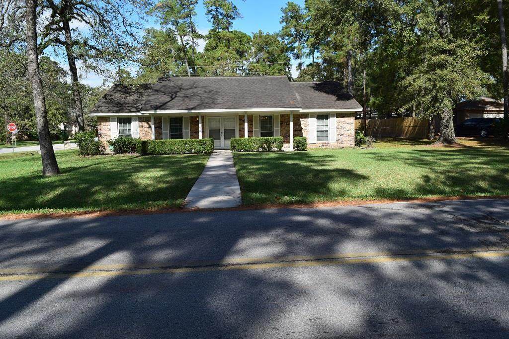 203 Ridgewood Drive - Photo 1