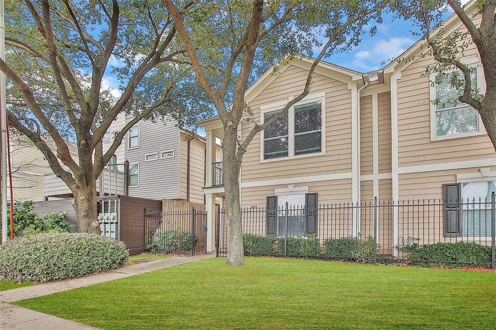 3015 Polk Street - Photo 1