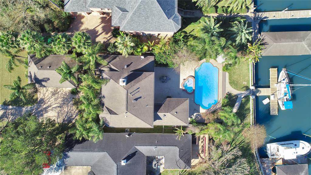 816 Davis Road - Photo 1