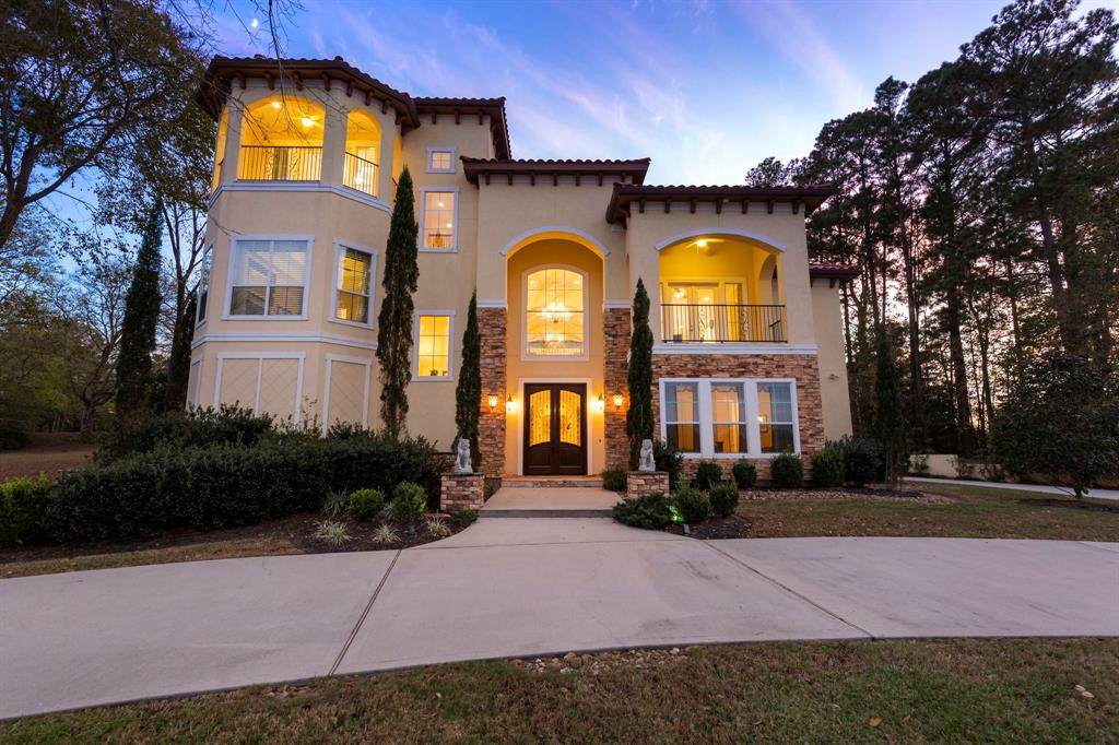 1402 Sapphire Shores - Photo 1