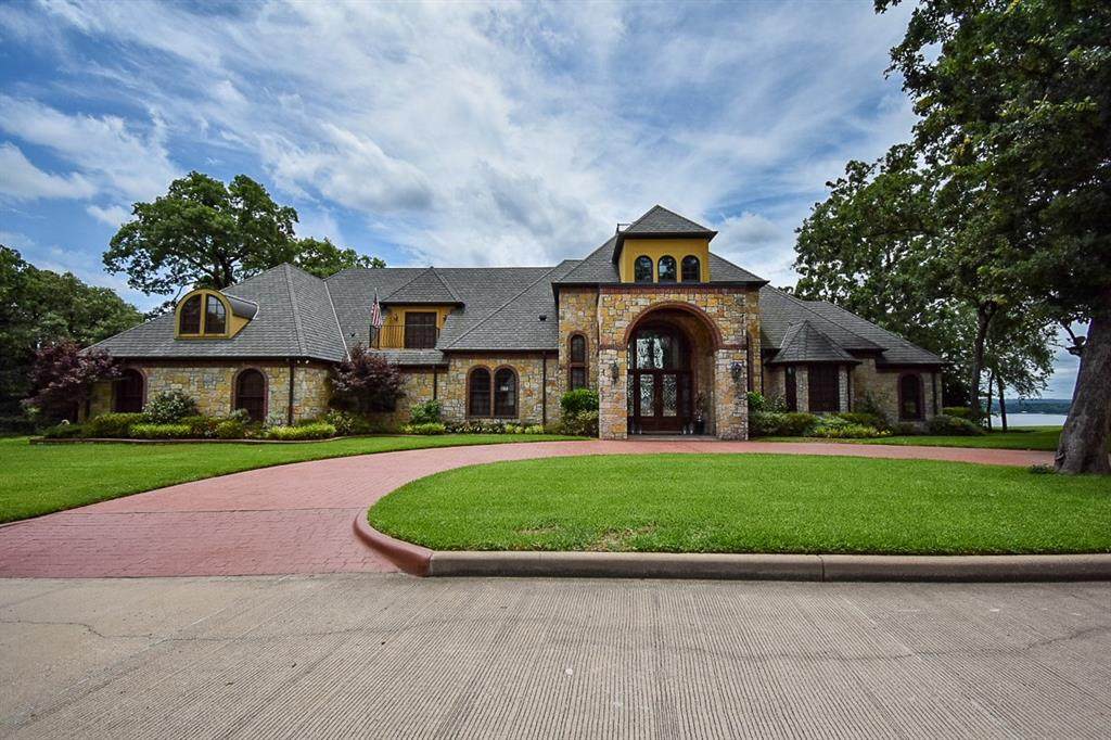 224 Eagles Bluff Boulevard - Photo 1