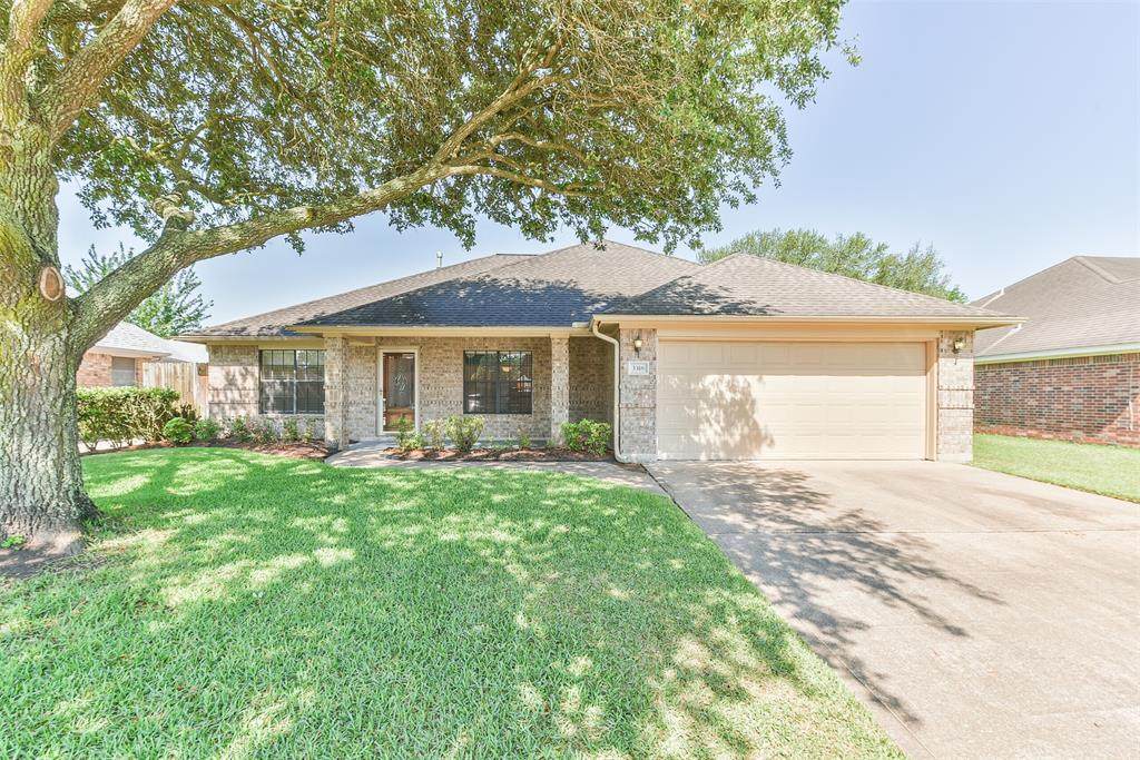 3318 D H Watkins Drive - Photo 1