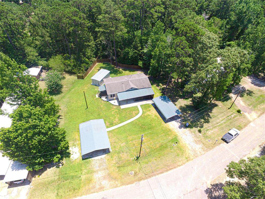 321 Red Oak - Photo 1