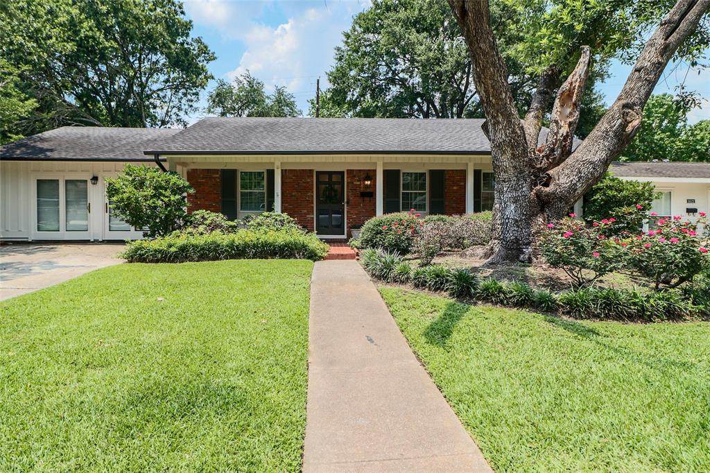 5526 Lincrest Lane - Photo 1