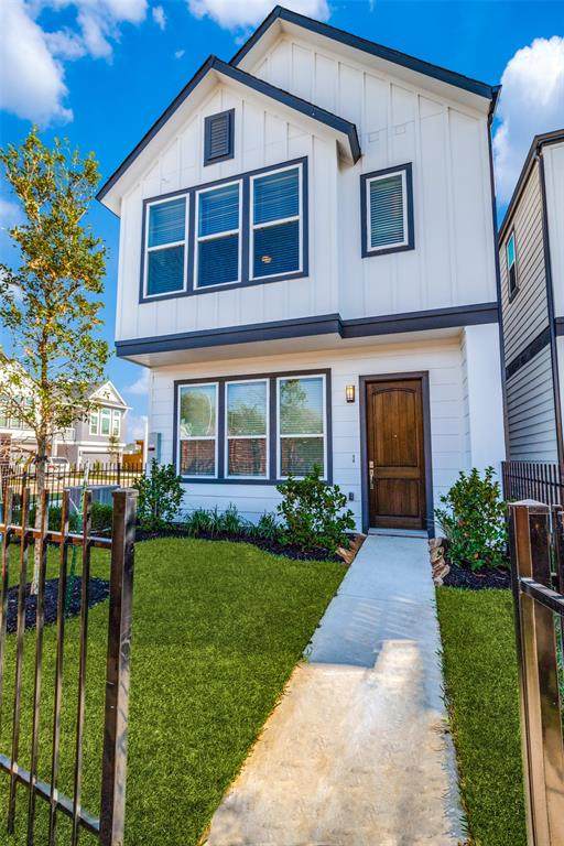 795 Strawberry Pines Court - Photo 1