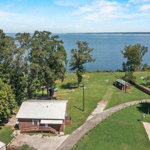 4465 Carters Ferry - Photo 1