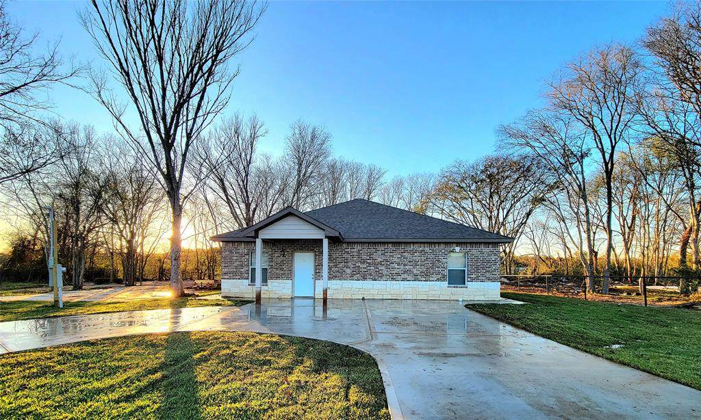 8536 Us Highway 59 - Photo 1