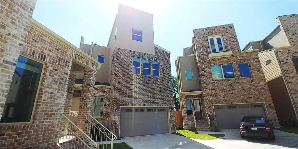 9418 Glenfield Court - Photo 1