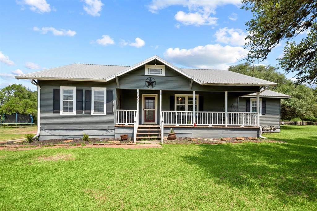 1000 Heiman Luedke Lane - Photo 1