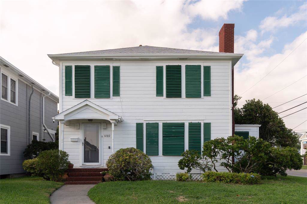 4102 Avenue T - Photo 1