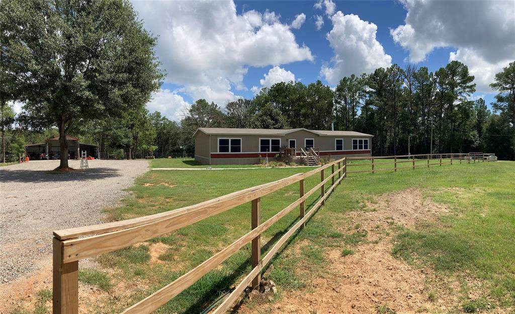5789 Fm 811 - Photo 1