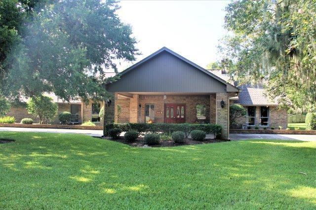 806 Lake Road - Photo 1