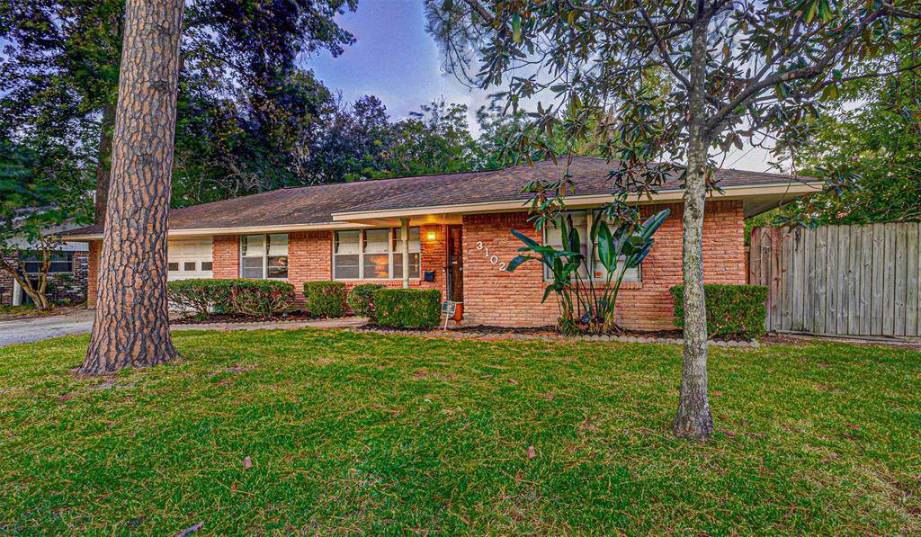 3102 Mona Lee Lane - Photo 1