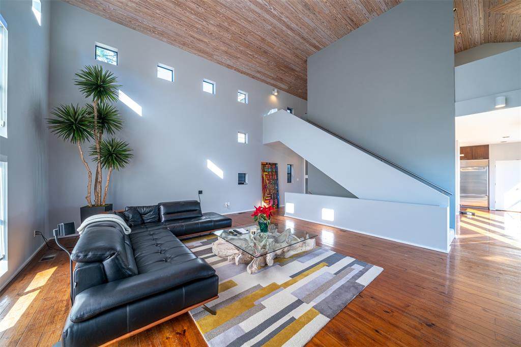 2316 Main Street - Photo 1