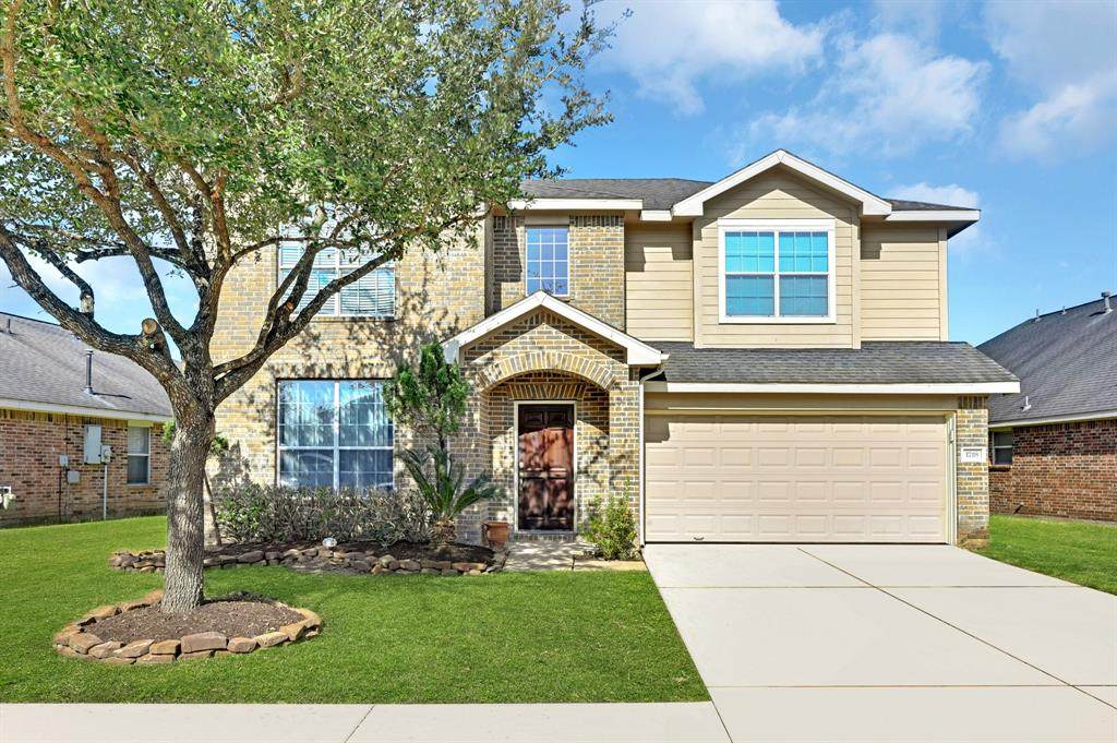 1718 Lansing Cove Drive - Photo 1