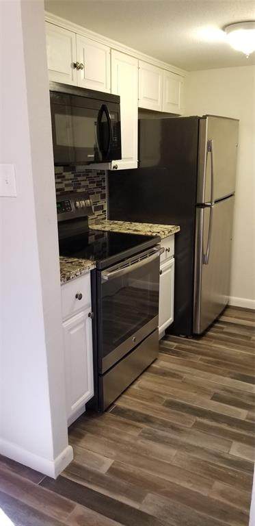 830 Threadneedle Street - Photo 1