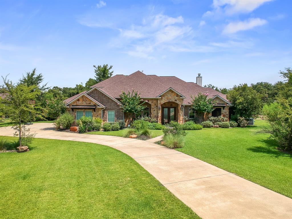 5398 Vintage Oaks Drive - Photo 1