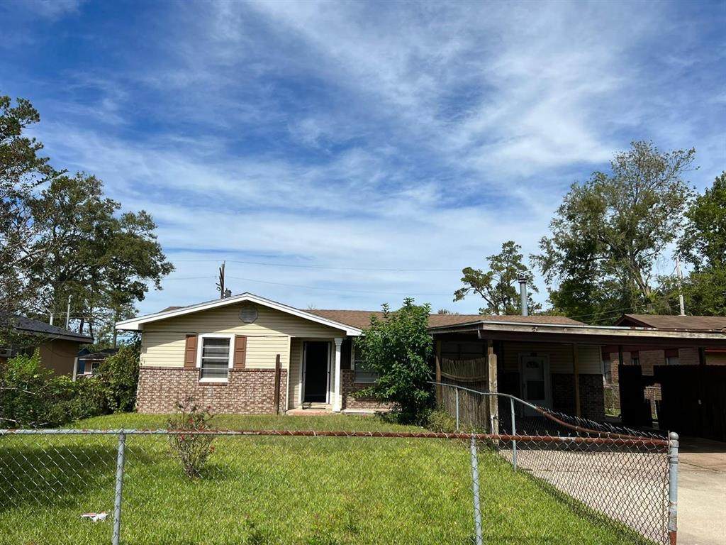 3910 Bowen Drive - Photo 1