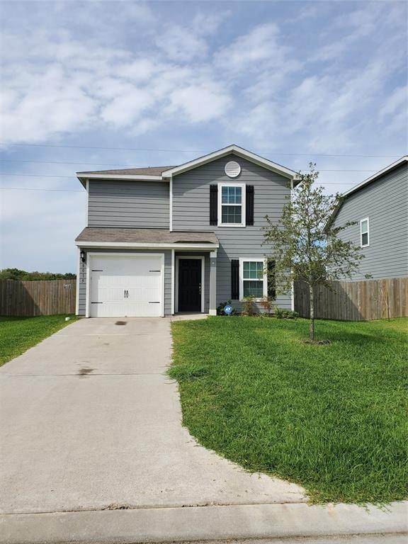 8015 Crustacean Road - Photo 1