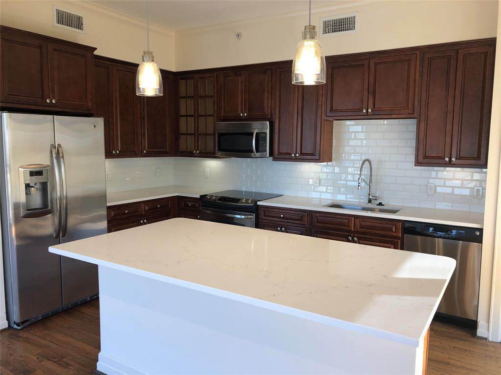 2929 Westheimer - Photo 1