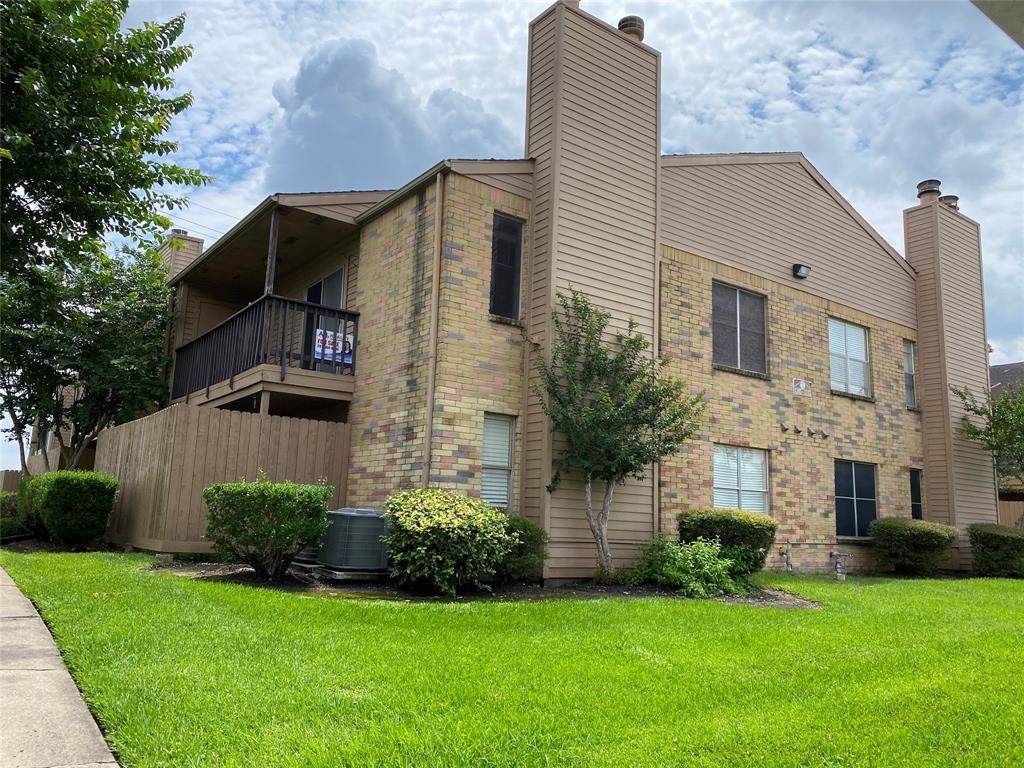 10555 Turtlewood Court - Photo 1