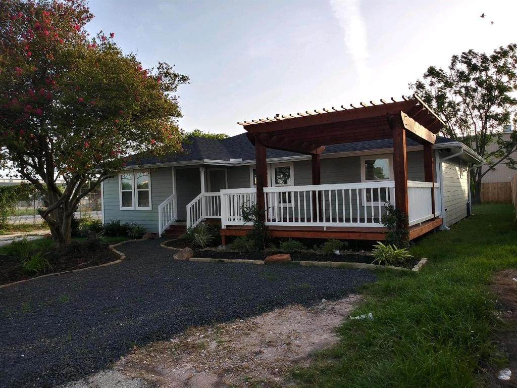 6409 W Sam Houston Parkway N - Photo 1
