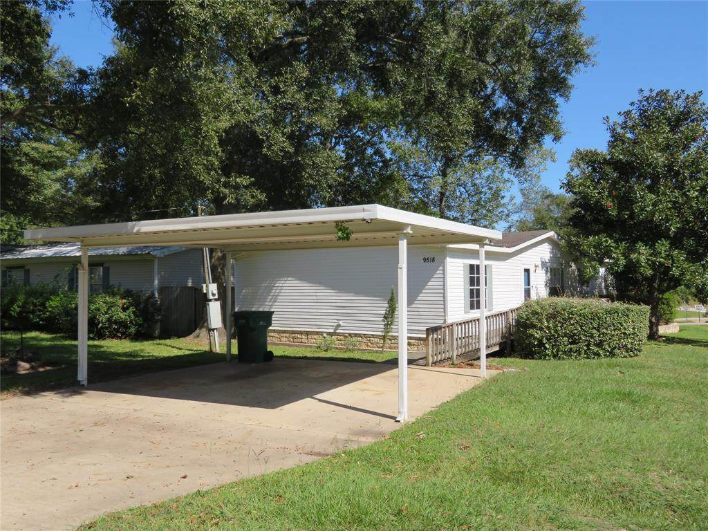 9518 Maple Ridge Drive - Photo 1