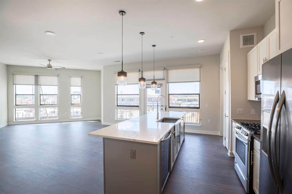 2770 N Summer St - Photo 1