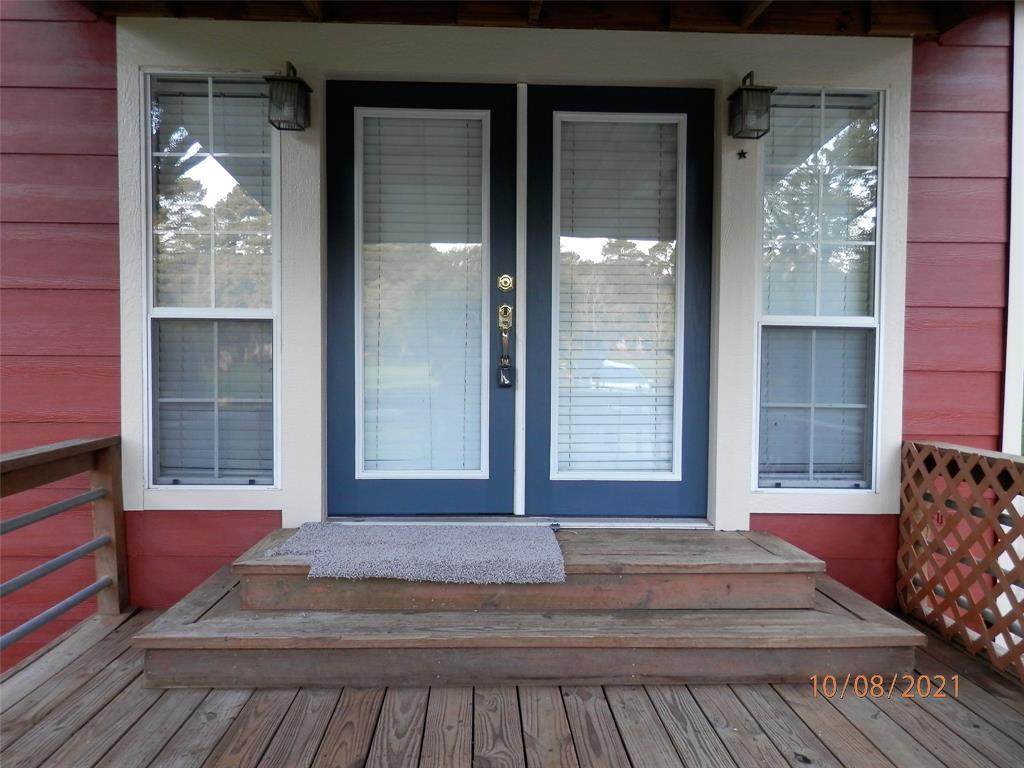 1592 W Pine Lake Circle - Photo 1