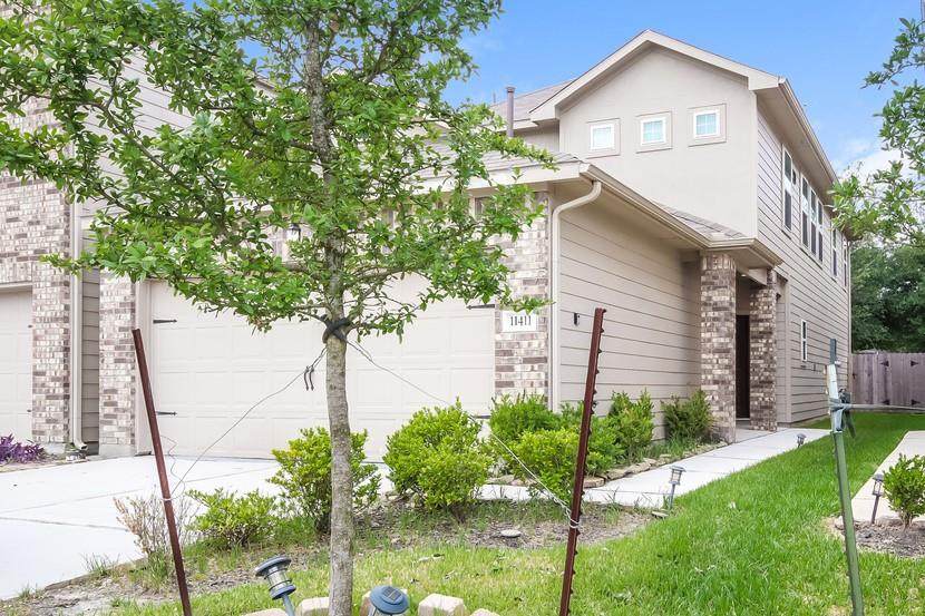 11411 Hackmatack Way - Photo 1