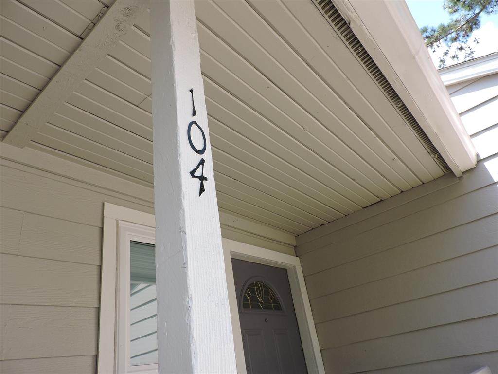 17401 Red Oak Drive - Photo 1
