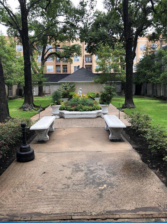2600 Bellefontaine Street - Photo 1