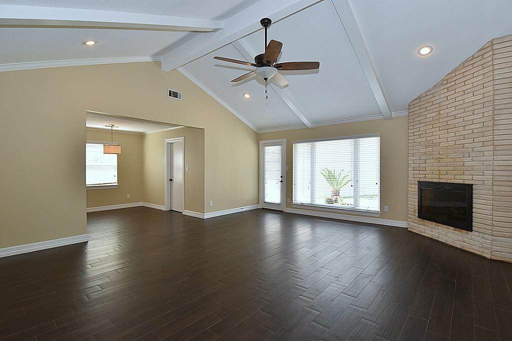 2410 Del Norte Street - Photo 1