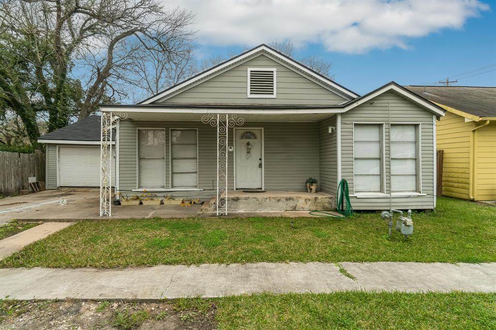 613 Hardie Street - Photo 1