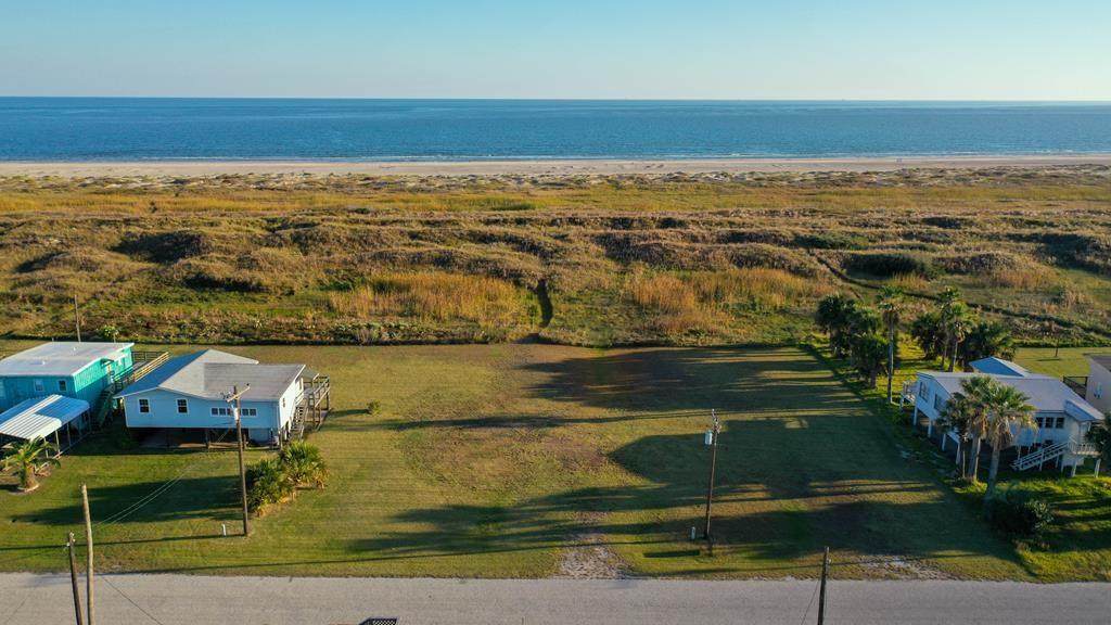 0000 Beachfront Drive - Photo 1