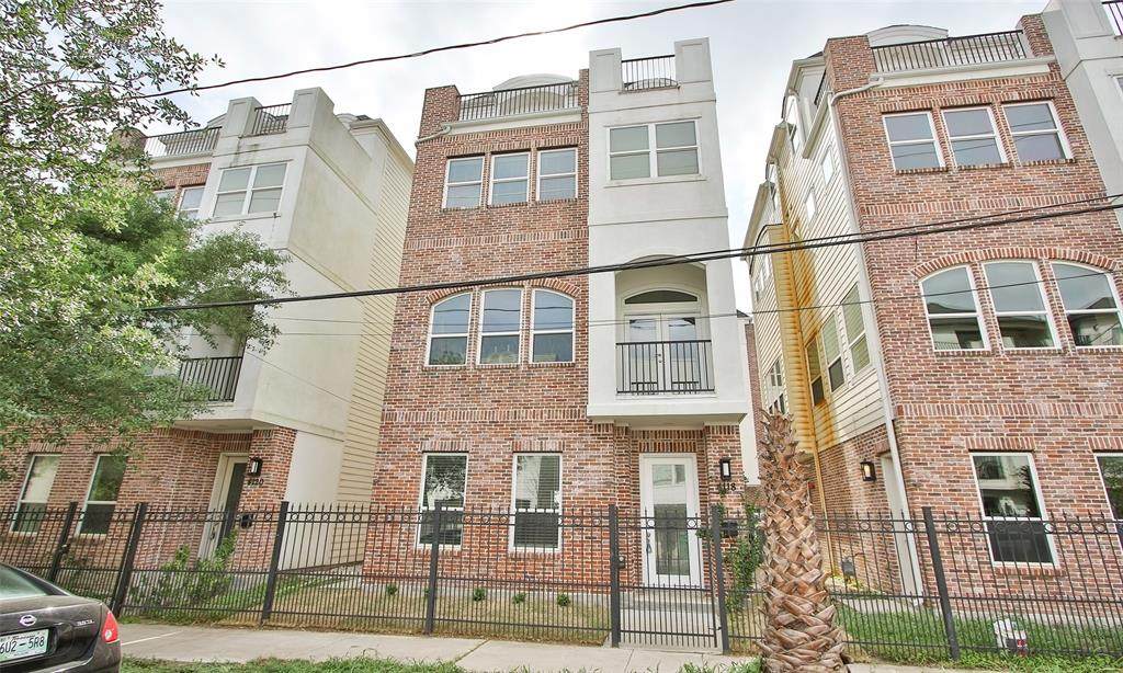 4118 Driscoll Street - Photo 1