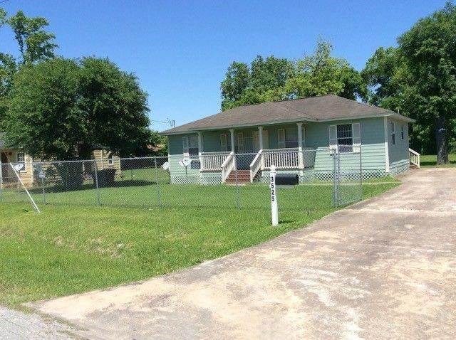 3525 Le Badie Street - Photo 1