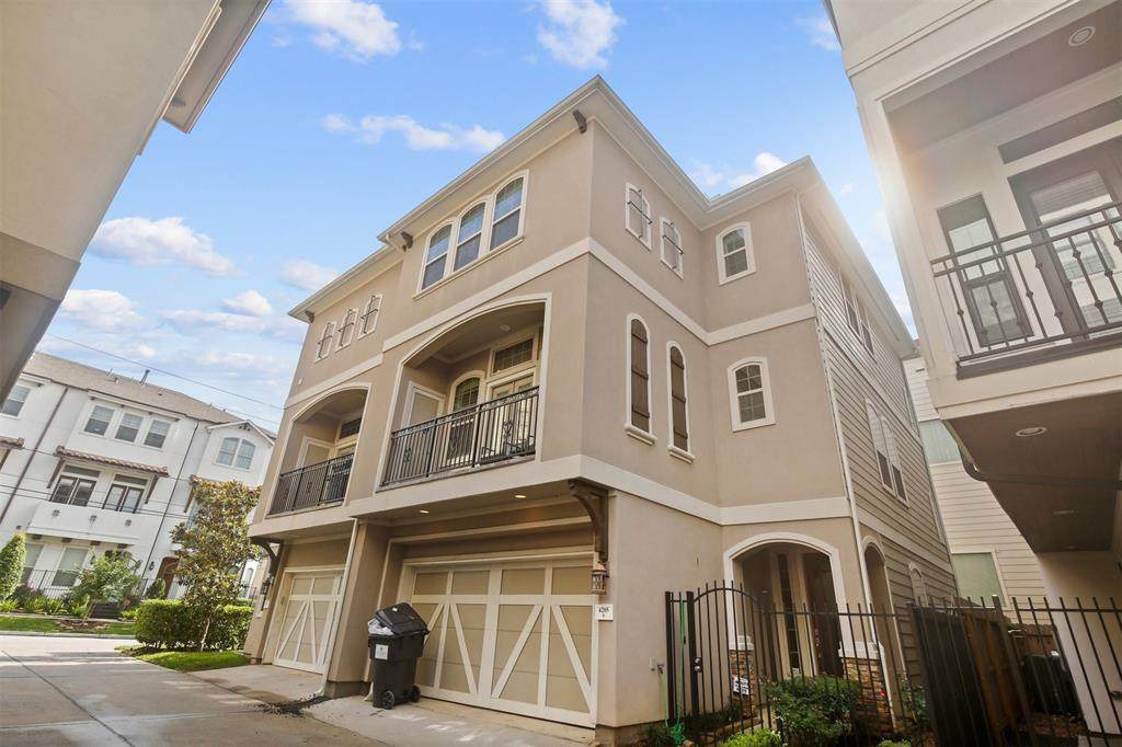 4205 Dickson Street - Photo 1