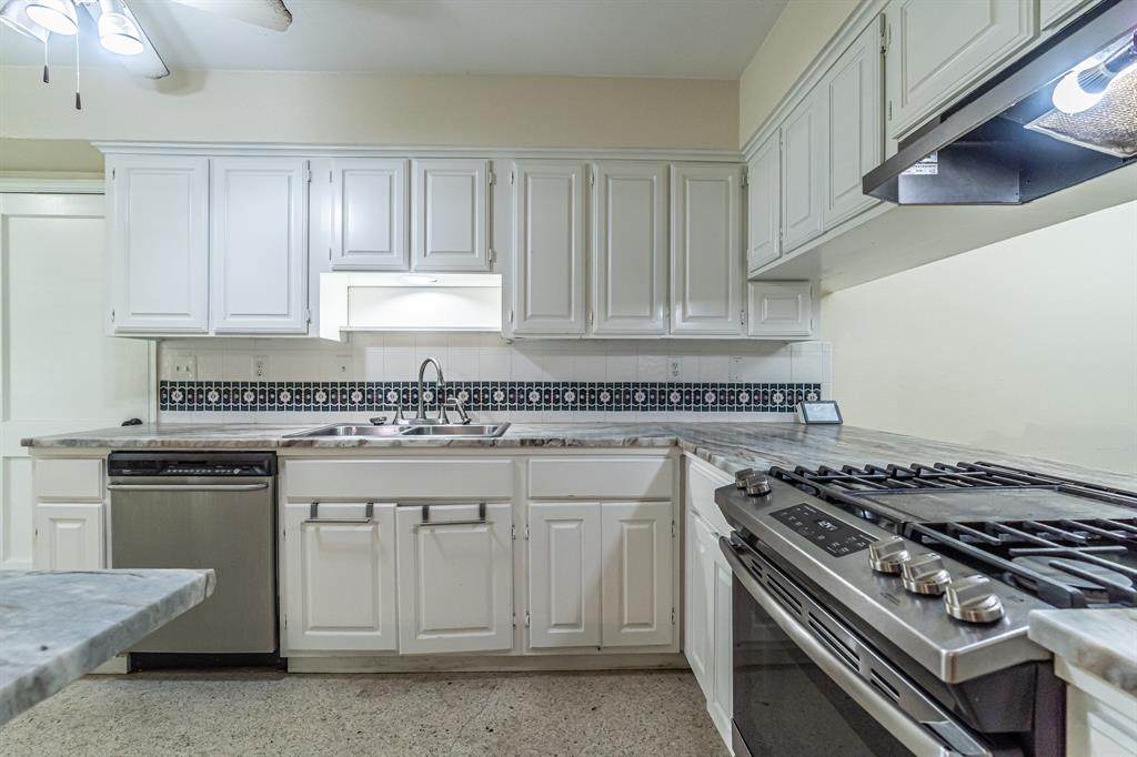 1125 Shady Oak Lane - Photo 1 1125 Shady Oak Lane - Photo 1