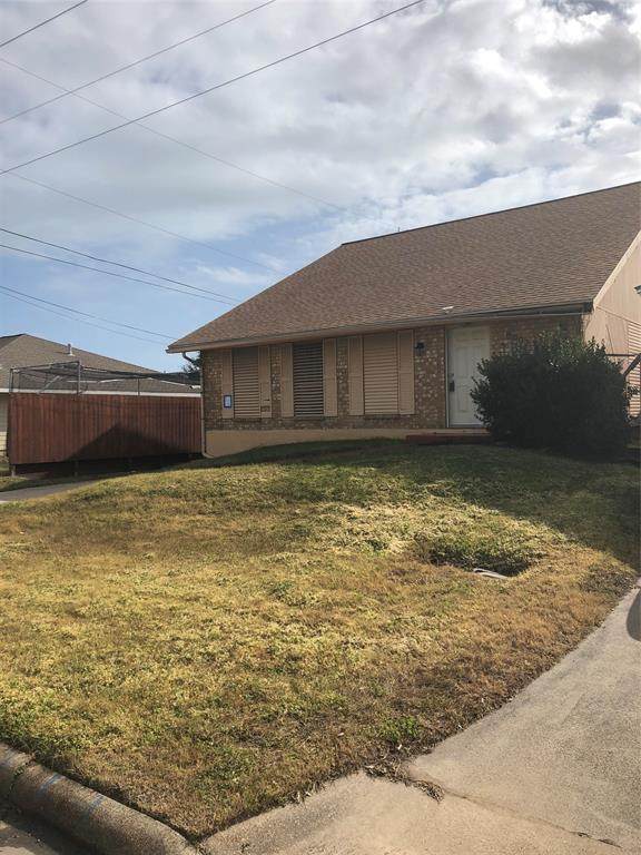 8007 Beluche Drive - Photo 1
