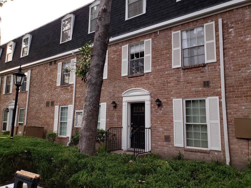 353 Post Oak Lane - Photo 1