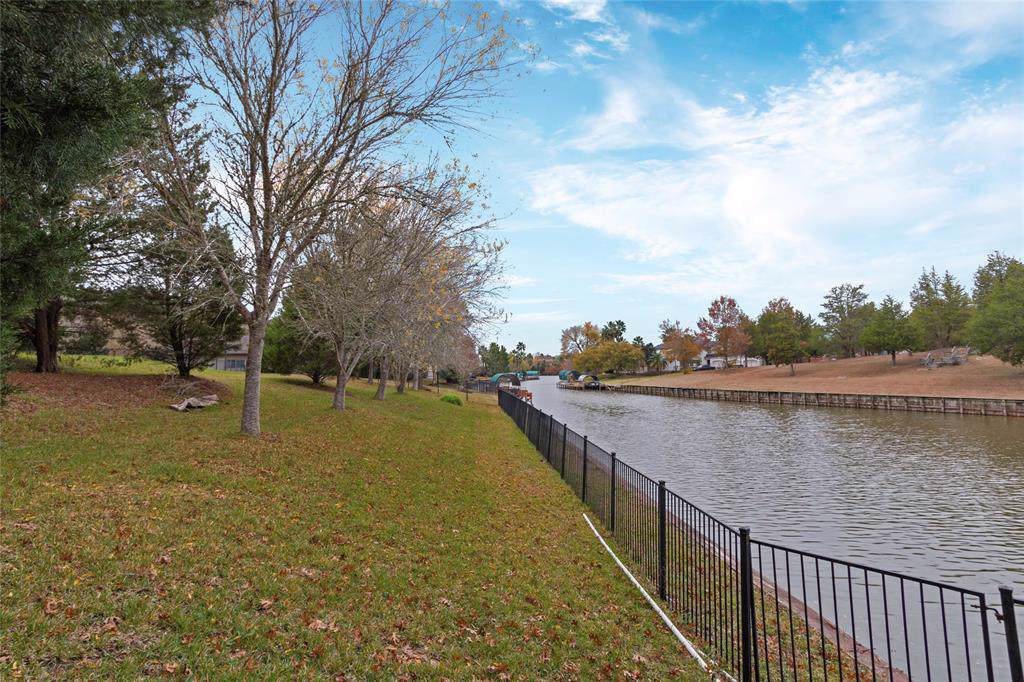 325 Blue Heron Drive - Photo 1