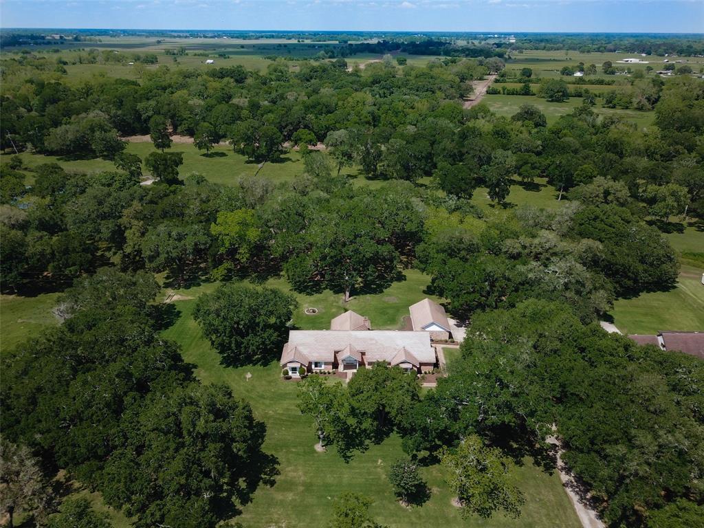 314 Bryan - Photo 1