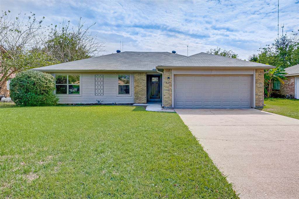 8211 Quail Hills Drive - Photo 1
