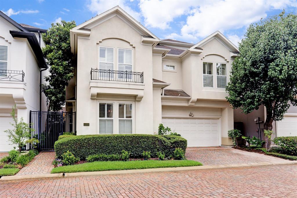 5726 Bering Circle - Photo 1