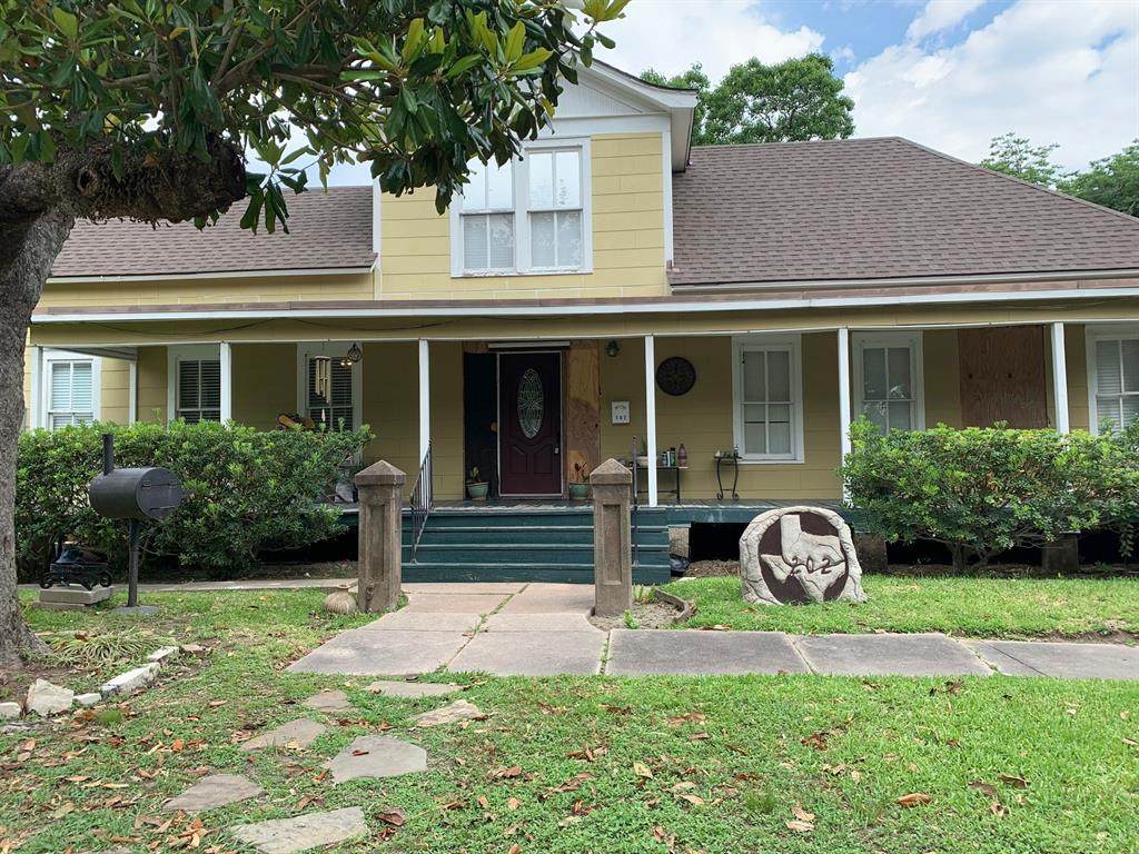 202 3rd Street - Photo 1