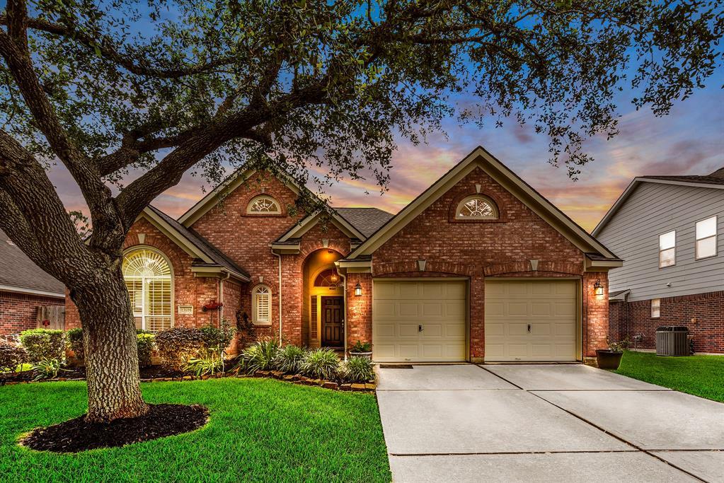 13606 Shadow Falls Court - Photo 1
